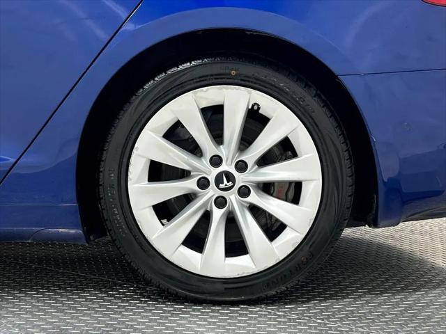 2016 Tesla Model S 70D