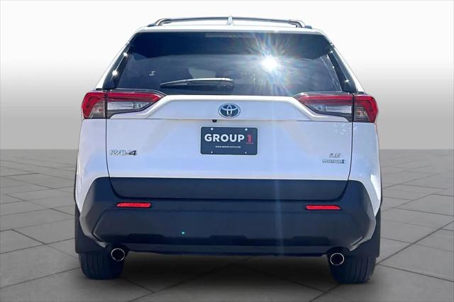 2024 Toyota RAV4 Hybrid LE