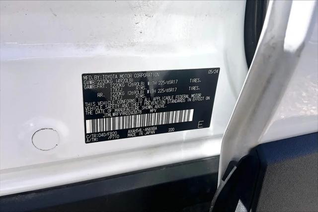 2024 Toyota RAV4 Hybrid LE