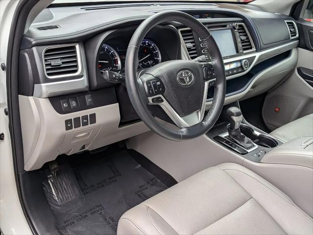 2017 Toyota Highlander Limited