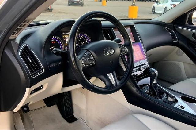 2015 INFINITI Q50 Premium