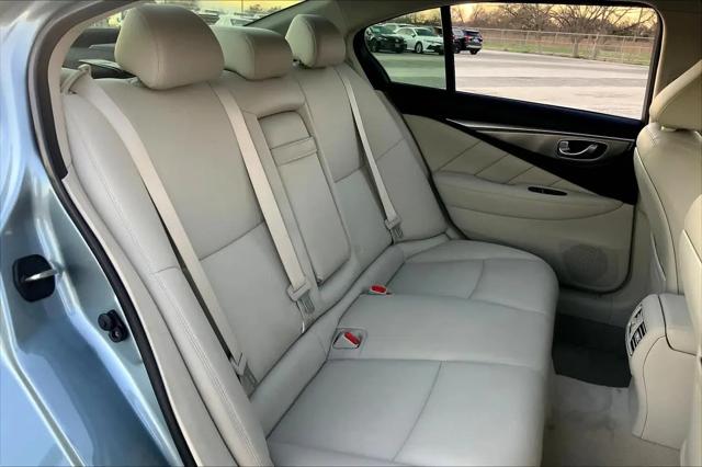 2015 INFINITI Q50 Premium