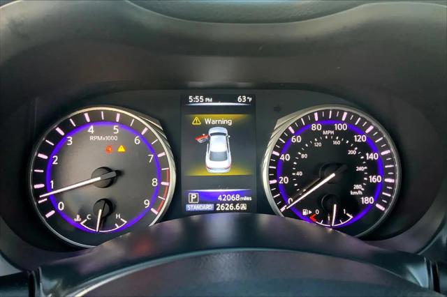 2015 INFINITI Q50 Premium