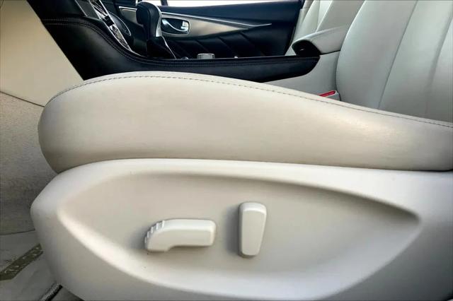 2015 INFINITI Q50 Premium