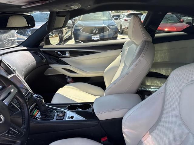 2017 INFINITI Q60 3.0t Premium
