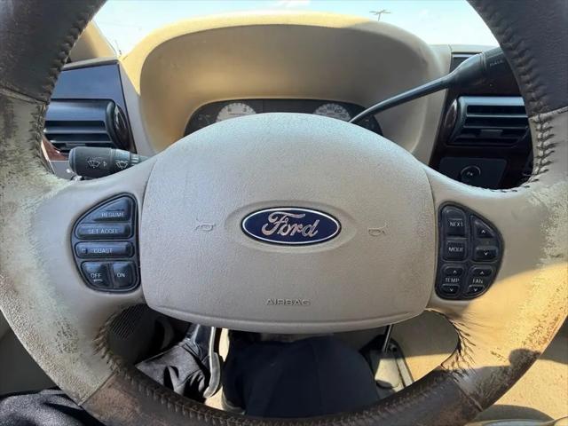 2005 Ford F-350 Lariat