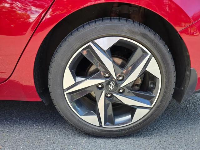 2022 Hyundai Elantra Hybrid Limited