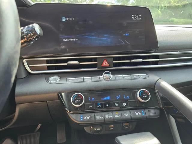 2022 Hyundai Elantra Hybrid Limited