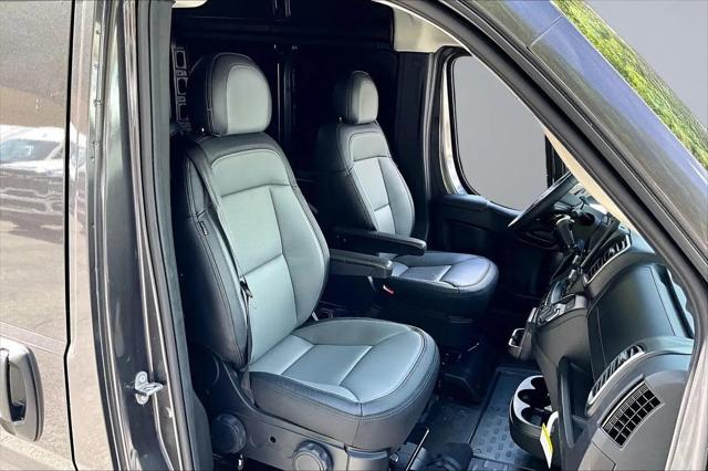 2026 Ram ProMaster Cargo Van SLT+ Super High Roof 159" WB EXT