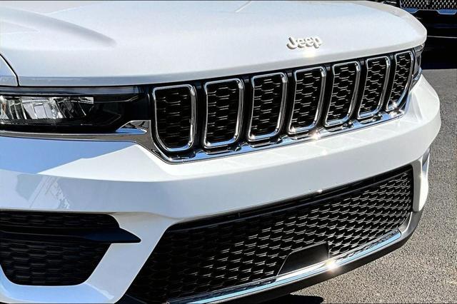 2025 Jeep Grand Cherokee Laredo X 4x4