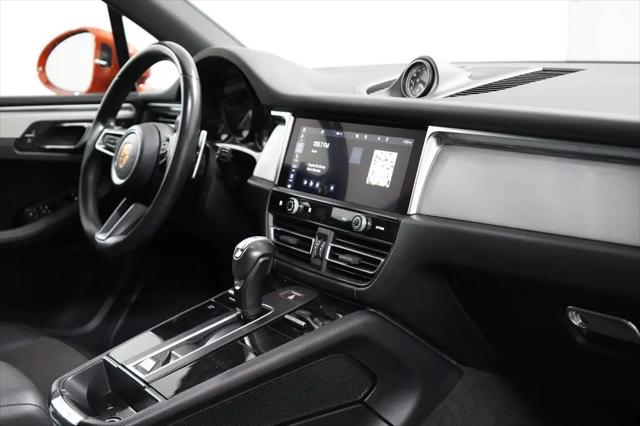 2023 Porsche Macan Macan