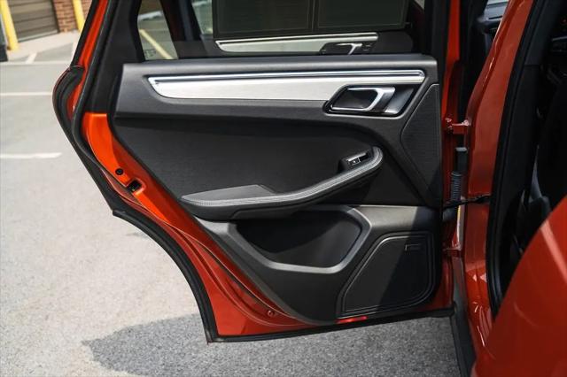 2023 Porsche Macan Macan