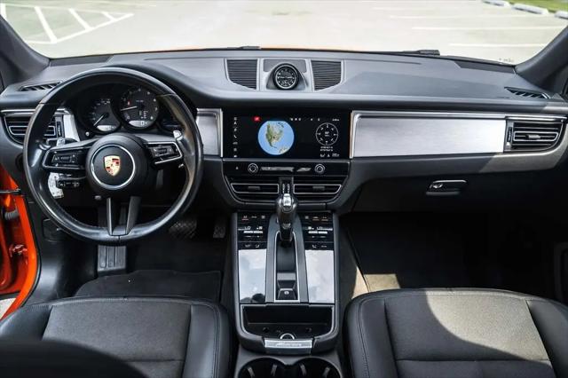 2023 Porsche Macan Macan