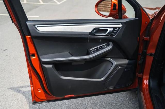 2023 Porsche Macan Macan