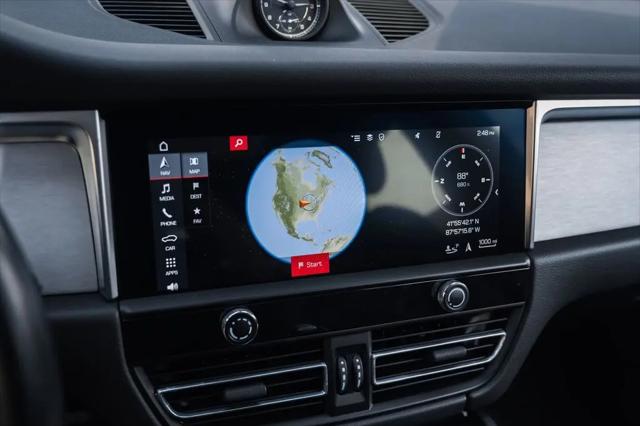 2023 Porsche Macan Macan