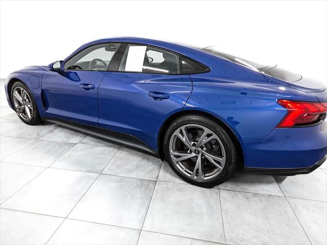 2024 Audi e-tron GT Premium Plus quattro