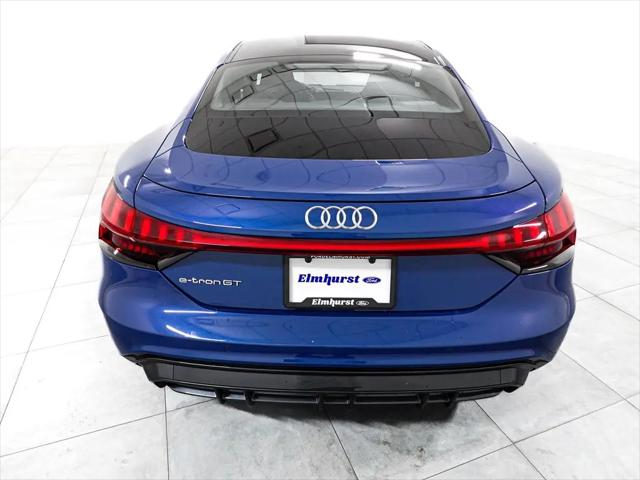 2024 Audi e-tron GT Premium Plus quattro
