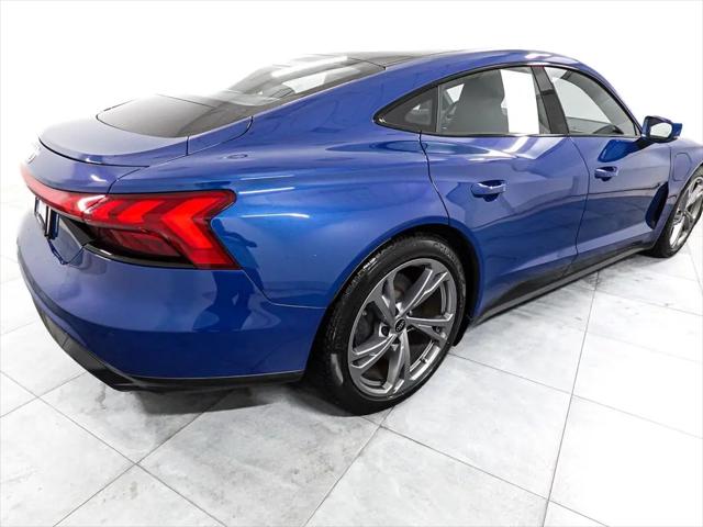 2024 Audi e-tron GT Premium Plus quattro