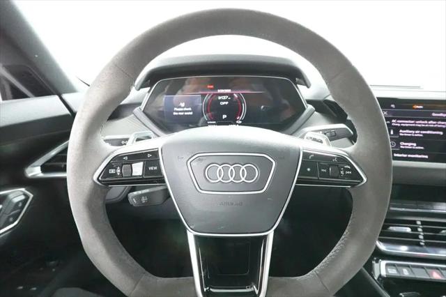 2024 Audi e-tron GT Premium Plus quattro