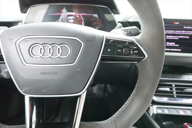 2024 Audi e-tron GT Premium Plus quattro