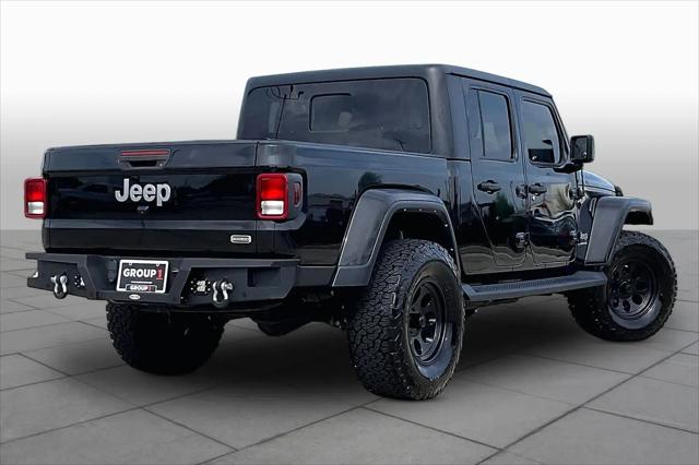 2022 Jeep Gladiator Overland