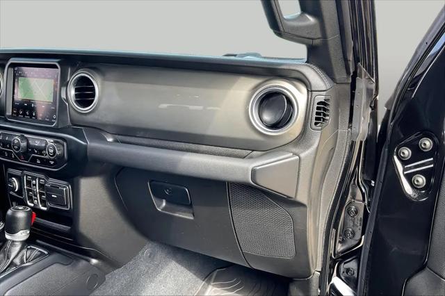 2022 Jeep Gladiator Overland