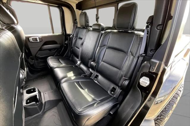 2022 Jeep Gladiator Overland