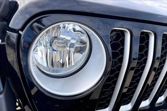 2022 Jeep Gladiator Overland