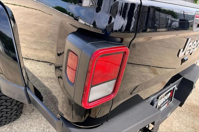 2022 Jeep Gladiator Overland