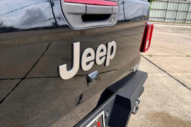 2022 Jeep Gladiator Overland