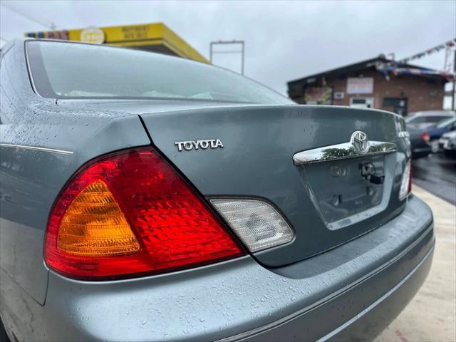 2002 Toyota Avalon XLS