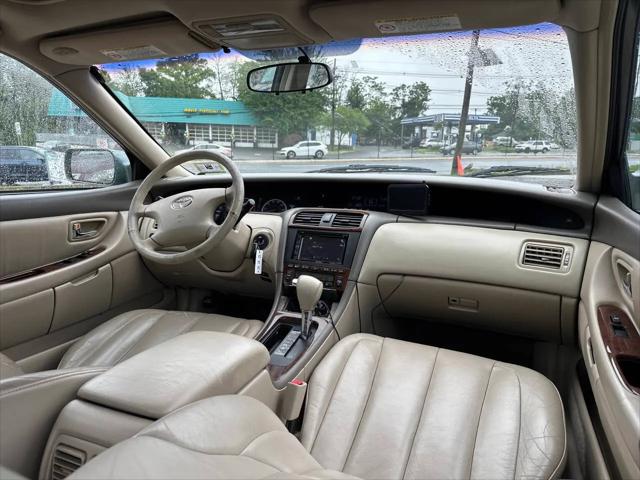 2002 Toyota Avalon XLS