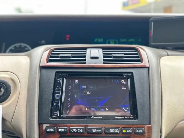 2002 Toyota Avalon XLS