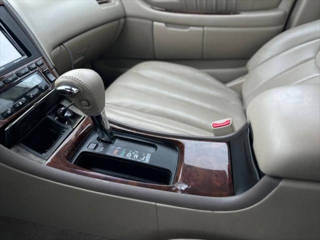 2002 Toyota Avalon XLS