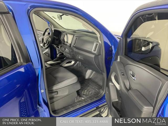 2024 Nissan Frontier Crew Cab SV 4x2