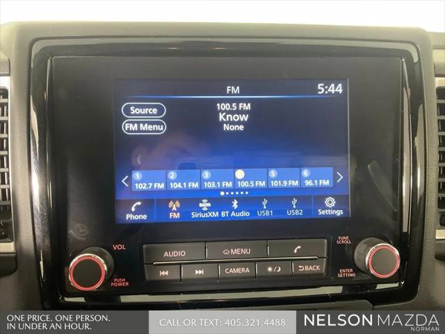 2024 Nissan Frontier Crew Cab SV 4x2