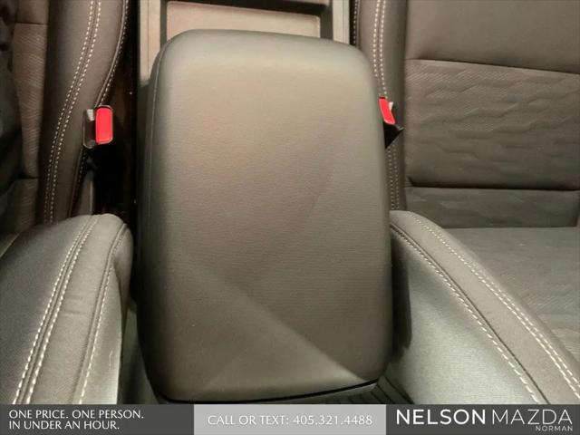 2024 Nissan Frontier Crew Cab SV 4x2