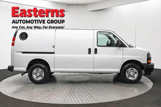 2021 Chevrolet Express Cargo Van RWD 3500 Regular Wheelbase WT