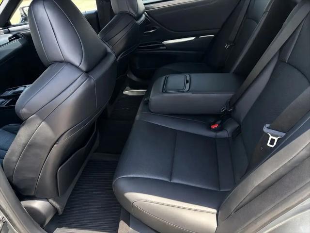 2022 Lexus ES 350 F SPORT