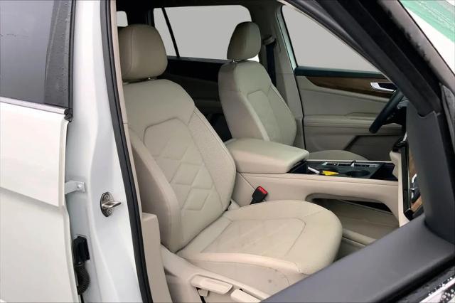 2024 Volkswagen Atlas 2.0T SE
