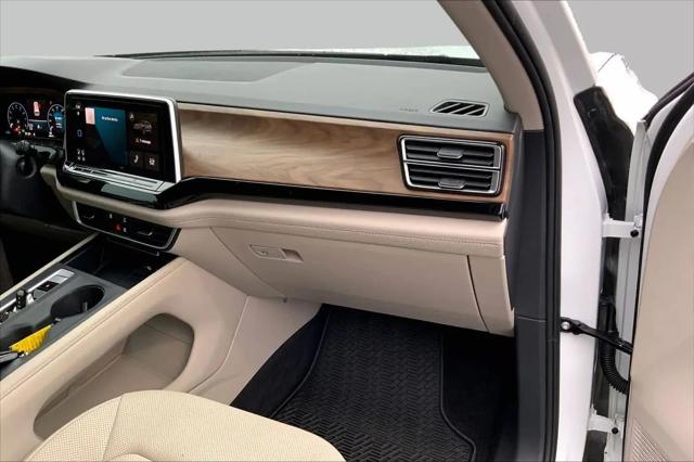 2024 Volkswagen Atlas 2.0T SE