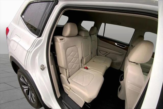 2024 Volkswagen Atlas 2.0T SE