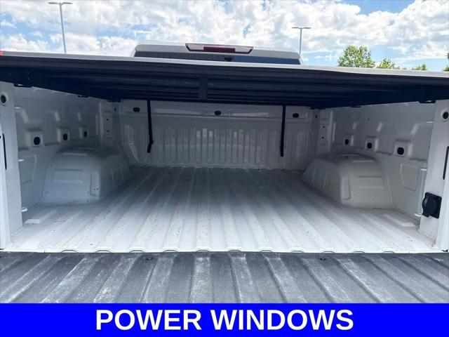 2024 Chevrolet Silverado 1500 4WD Crew Cab Short Bed LT with 2FL