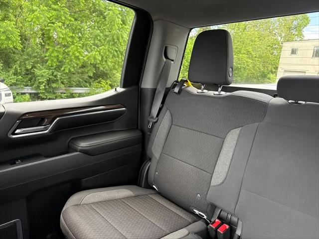 2024 Chevrolet Silverado 1500 4WD Crew Cab Short Bed LT with 2FL