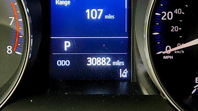 2021 Toyota C-HR XLE