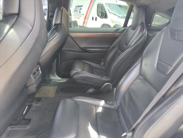 2017 Tesla Model X 90D