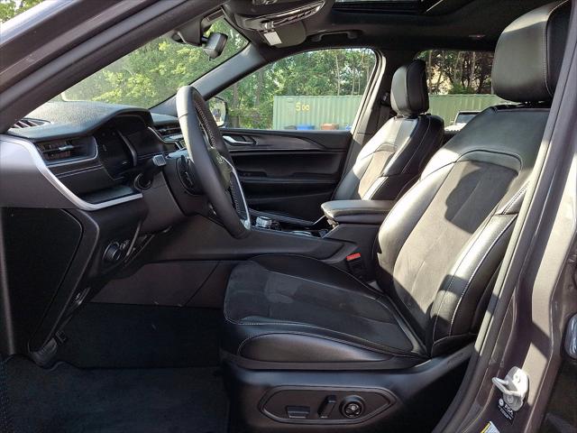 2023 Jeep Grand Cherokee L Altitude 4x4
