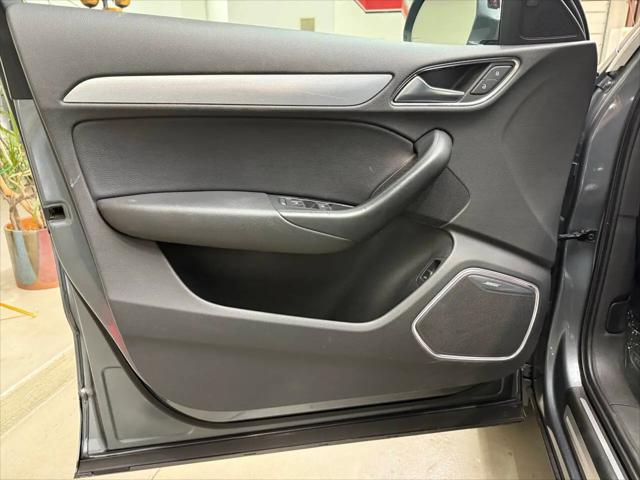 2016 Audi Q3 2.0T Premium Plus