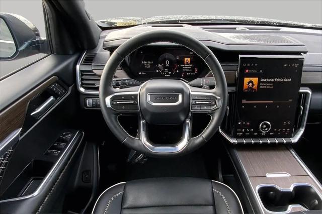 2025 GMC Acadia FWD Denali