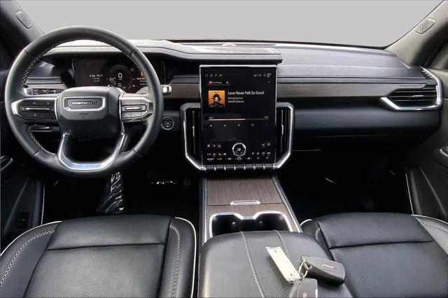 2025 GMC Acadia FWD Denali